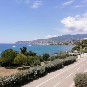  Aparthotel Villaggio Turistico La Vesca